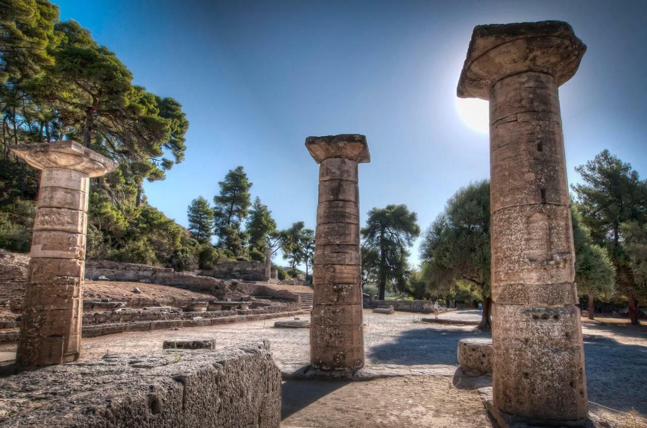 Villa Serenis Porovitsa エクステリア 写真