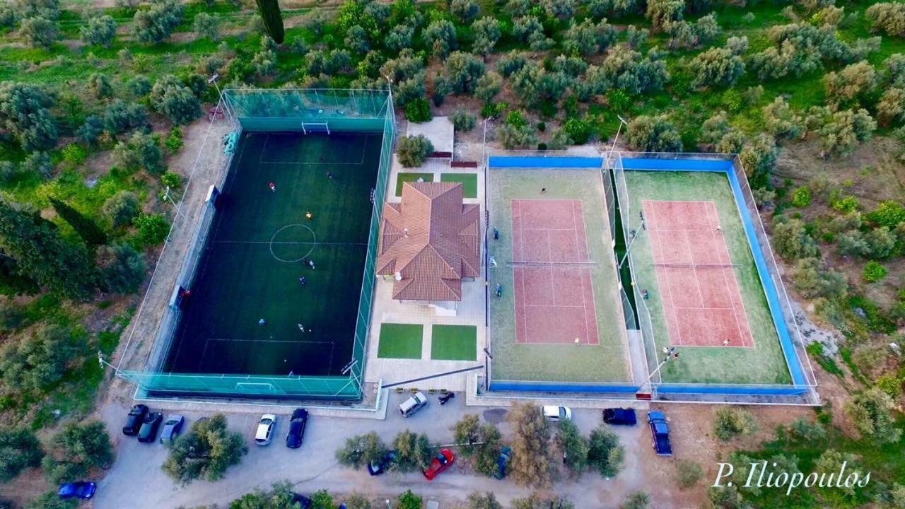 Villa Serenis Porovitsa エクステリア 写真